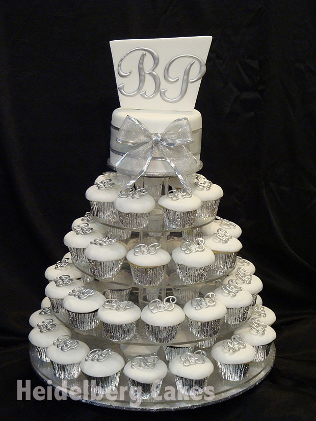 Cup Cake wedding 11 – Silver initial cupcakes – Heidelberg Cakes