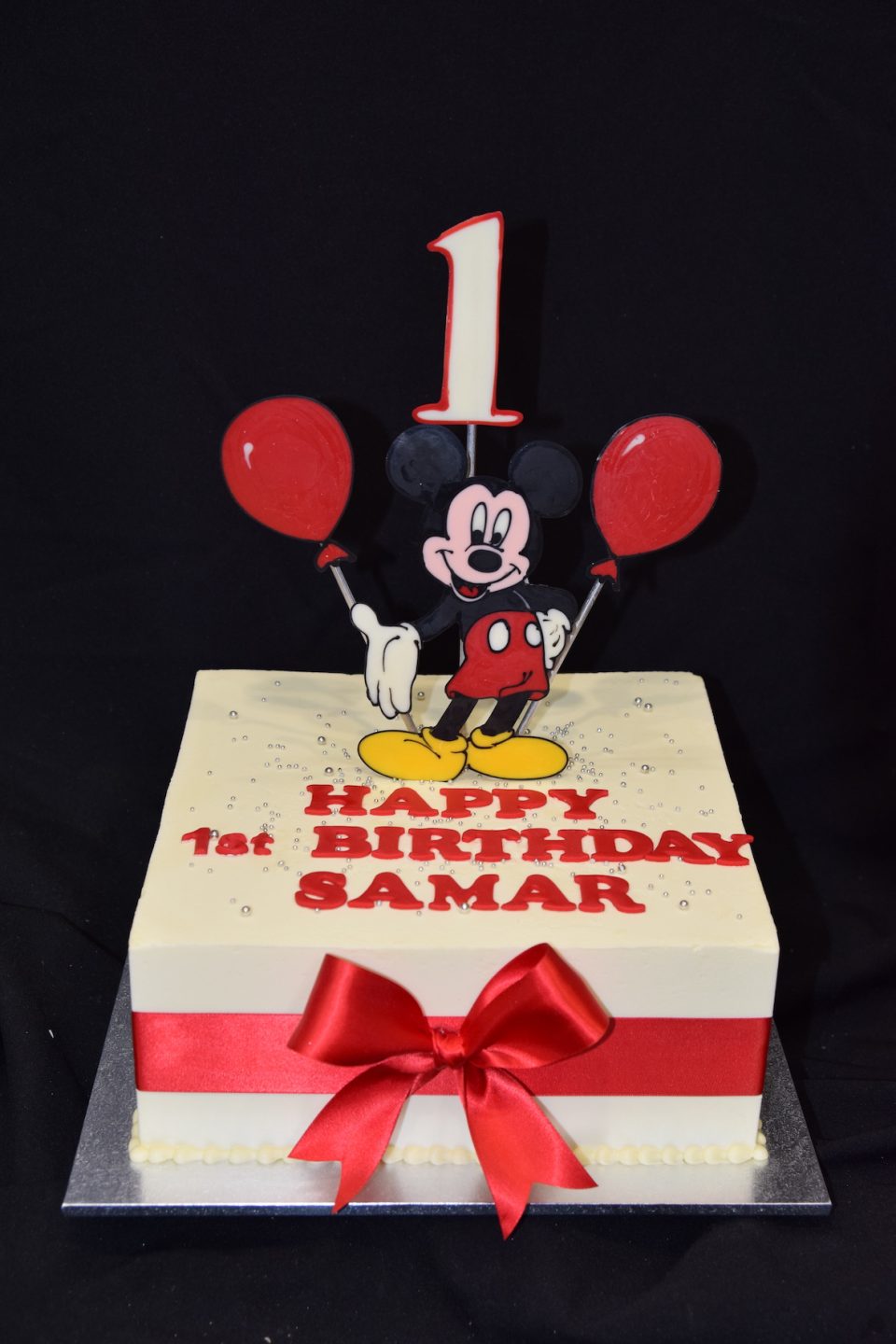 1 No Mickey mouse theme cake pineapple 1.5 kg