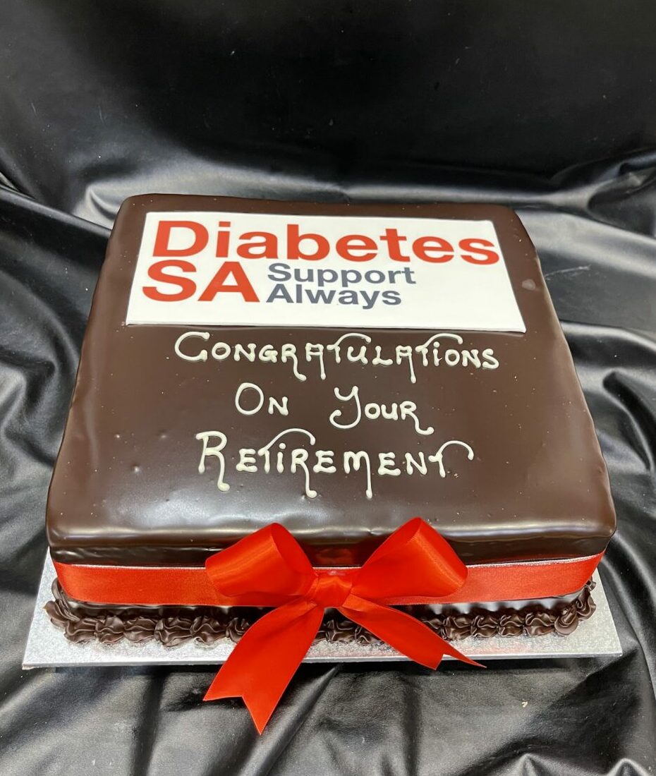 Edible Image Logo and Ribbon On Ganache (Large)