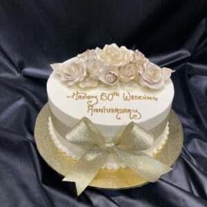 Anniversary Sugar Roses on Smooth Buttercream
