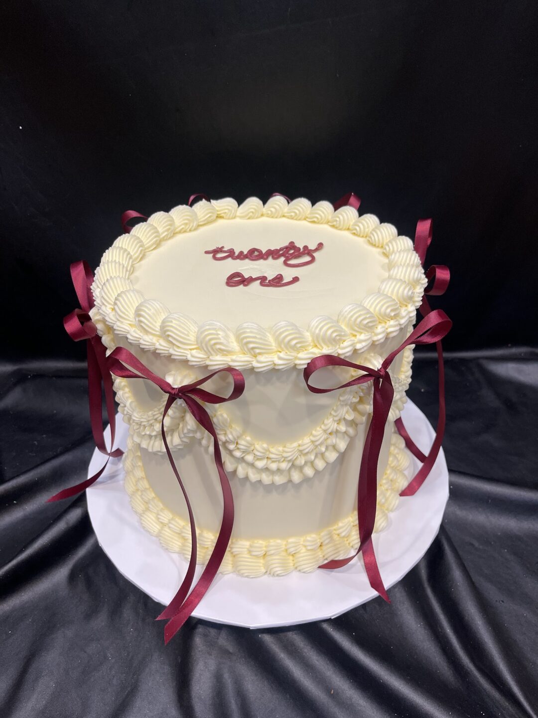 Vintage Ruffle Piping and Bows - Image 2