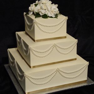 Textured buttercream with Cascading Gold Leaf – Heidelberg Cakes