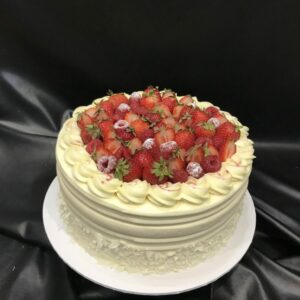 Buttercream and Ganache Swirls with Fresh Berries