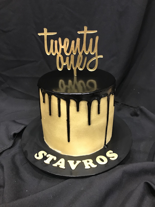21st Male Birthday Cakes That Will Make Him Feel Like a King - Click ...