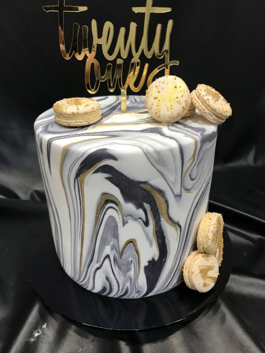 Marbled Icing with Gold Leaf and Topper