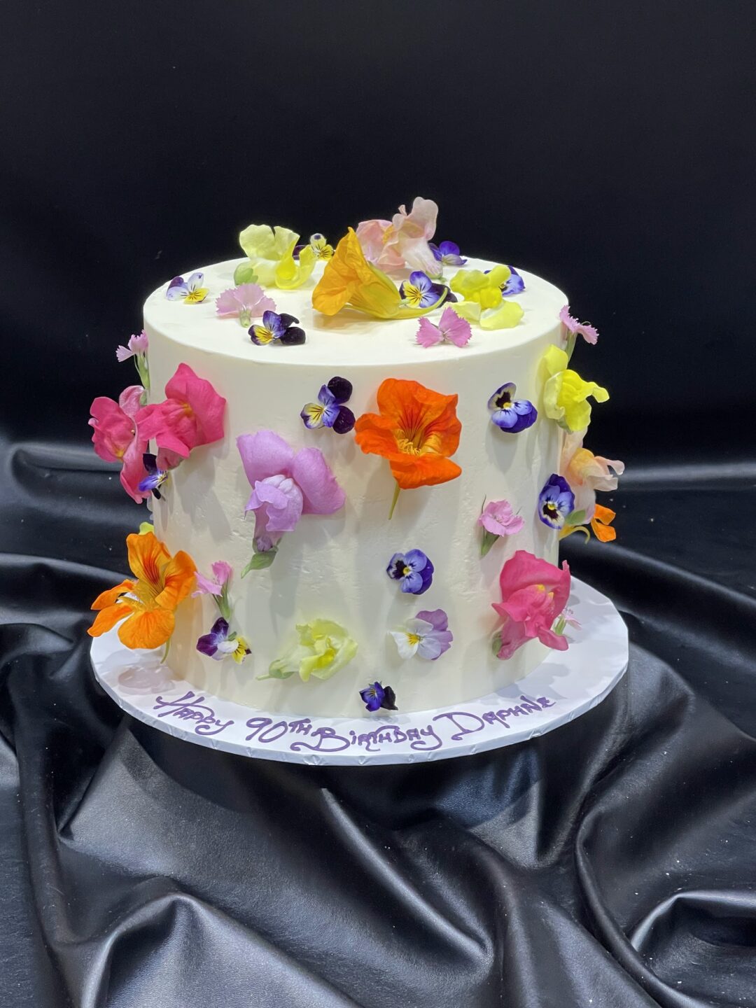 Edible Flowers on Smooth Buttercream - Image 3
